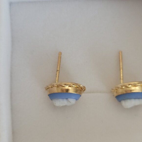 Vintage Blue Cameo 10k Gold Earrings Wedgewood Style - Picture 6 of 12